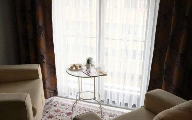The Breeze Hotel