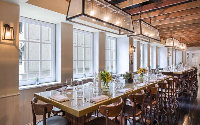 Отель Rydges Australia Square