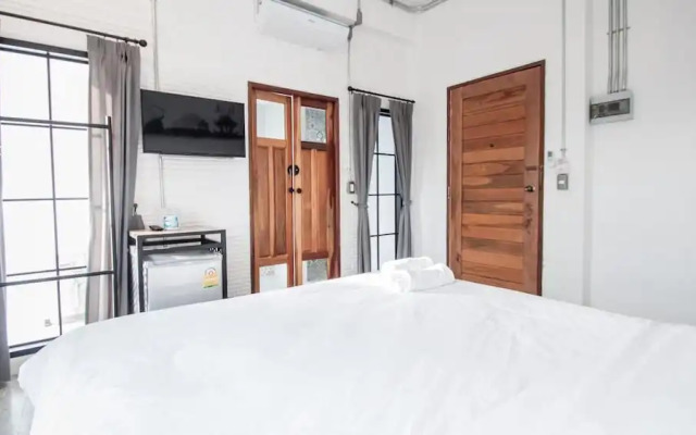 V1 Room Hotel