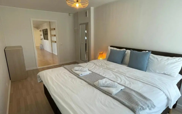 Raunex Apartment