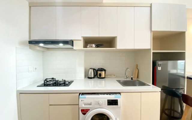 Homey And Elegant Studio Vasanta Innopark Apartment