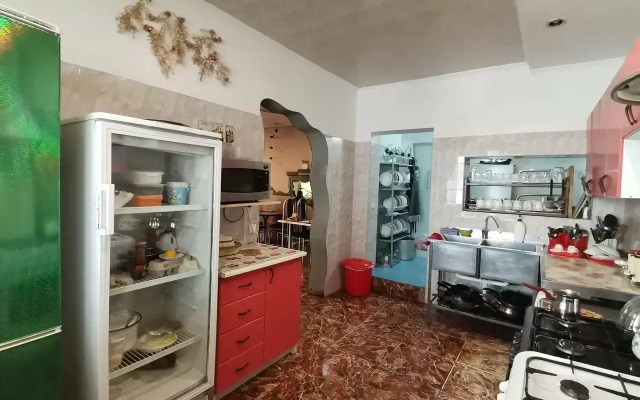 Elena Guest House