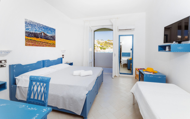 Hotel La Roccia