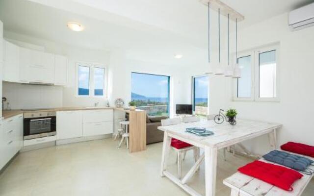 Triton Sea View Villa