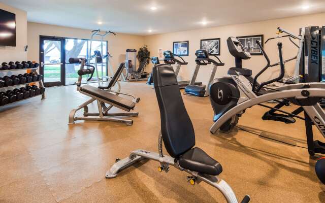 Best Western Swiss Clock Inn