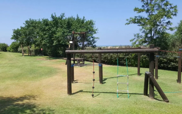 Neot Golf Caesarea Garden Apartment