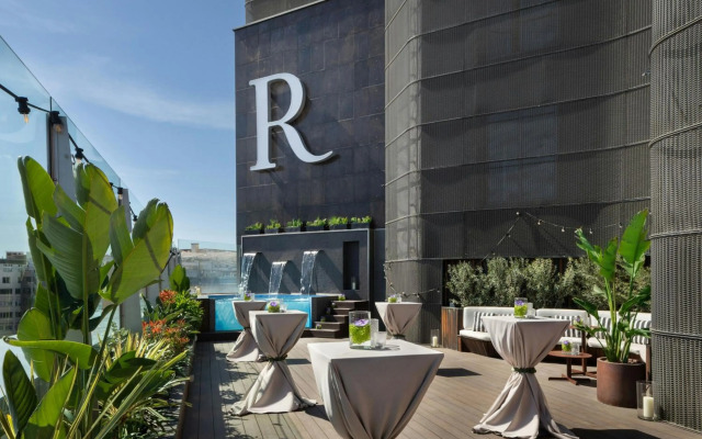 Renaissance Barcelona Hotel