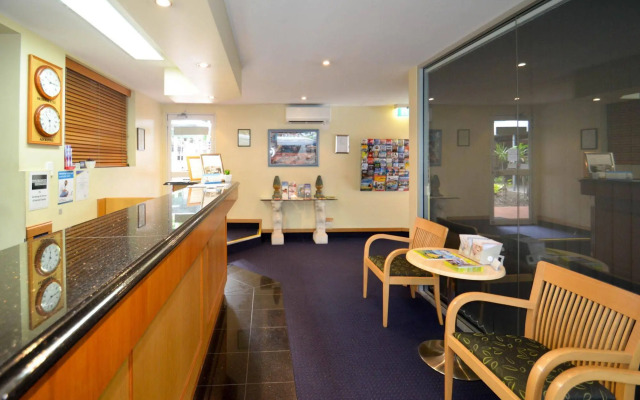 Airport Motel
