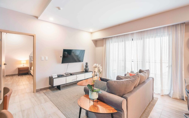 Breakfast Included at Regatta Living 505