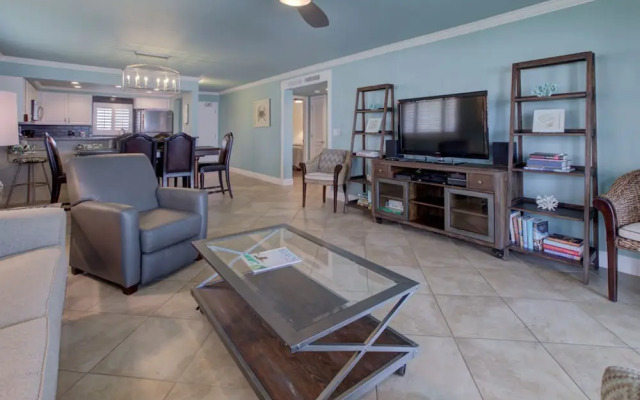 Huntington By The Sea 207