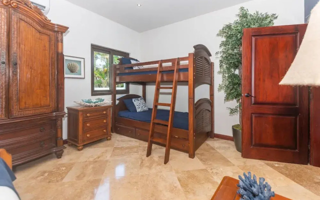 Pristine Bay 1005- Villa Loce 4 Bedroom Home