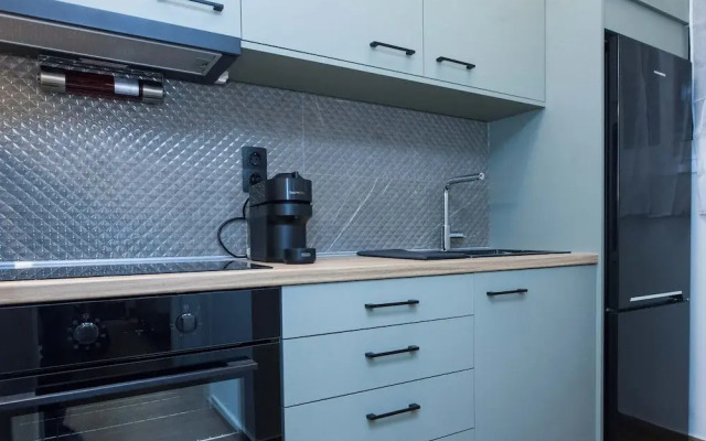 Fresh Modern 1 Bd Apt in Vibrant Patisia
