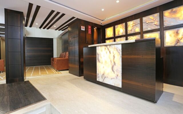 OYO Flagship 22444 Hotel Shiwalik Regency Mall Road