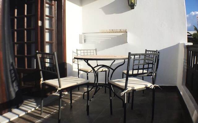 Apartment Maravillosa with Pool, Sat-tv & free Wifi in Costa Teguise