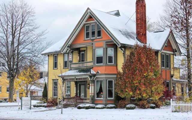 Ludington House B&B