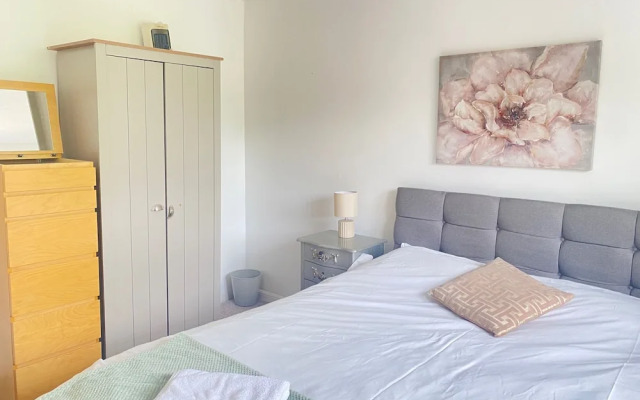 London Dream House - 4 Bedrooms