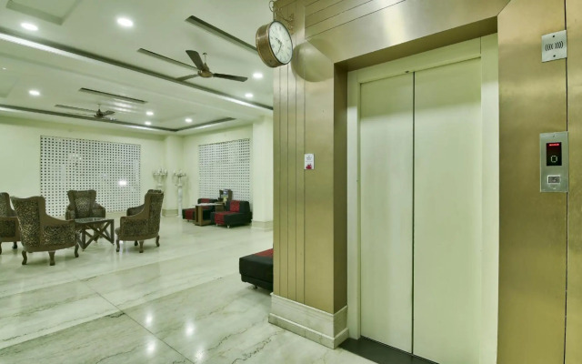OYO Premium Bani Park