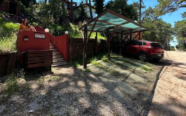 rojo 2 cuadras del mar