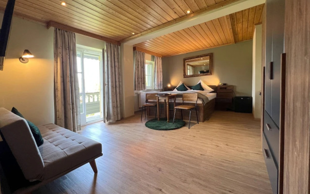 Hotel Schlossblick Chiemsee