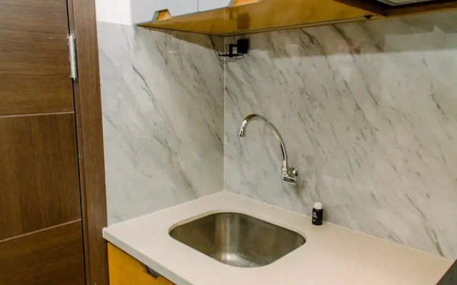 Elegant Studio Pacific Garden Apartment Near Alam Sutera