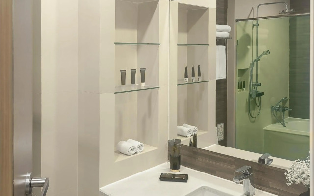 Metropolis Suites Bangkok, Tapestry Collection by Hilton