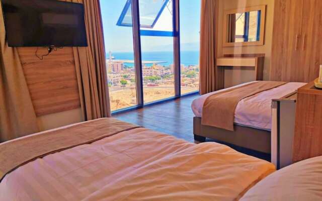 Alena Hotel