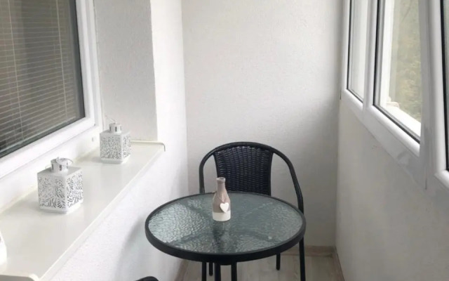 Mountain View Apartment