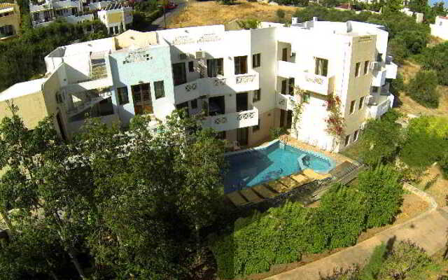 Romantica Hotel Apartments