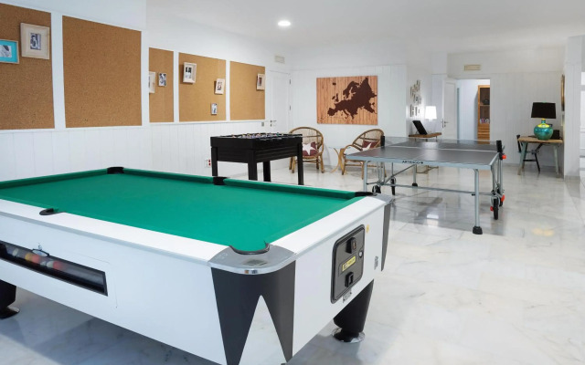 Marina Suites