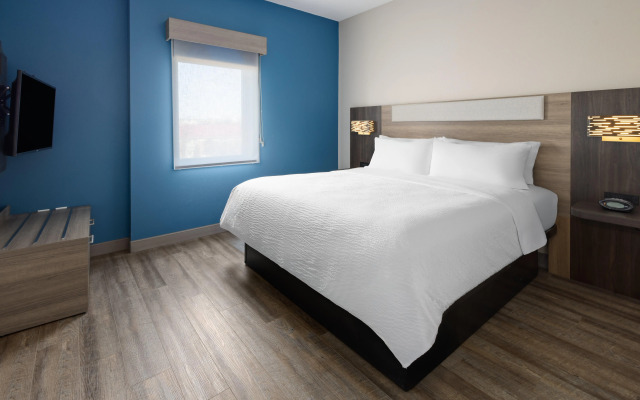 Holiday Inn Express and Suites Leesburg Historic District by IHG