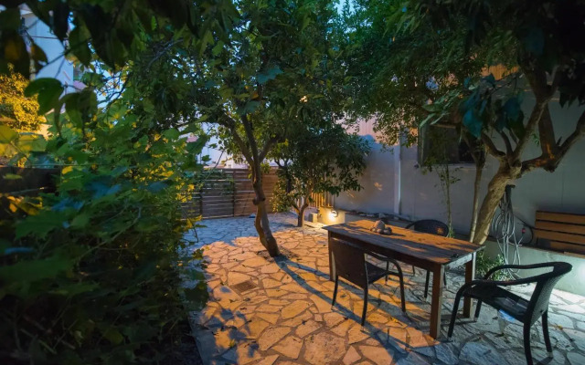 Casa Dina