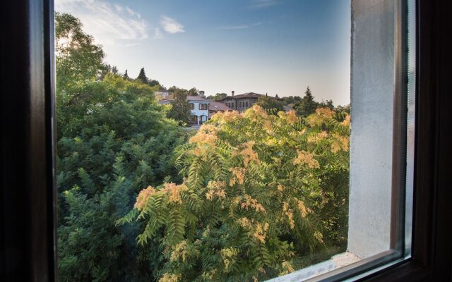 FM Premium 2-BDR Apartment - Spacious Loft