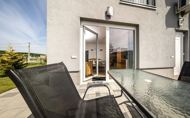 Szabolcs Apartments