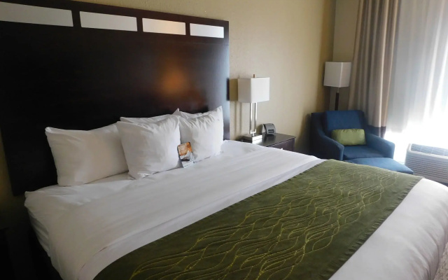 Comfort Inn St. Clairsville