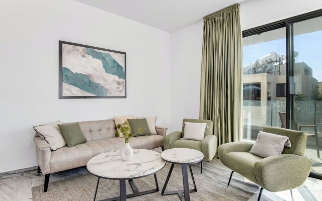 "sanders Olive - Chic 1-bdr. Apt. With Shared Pool"