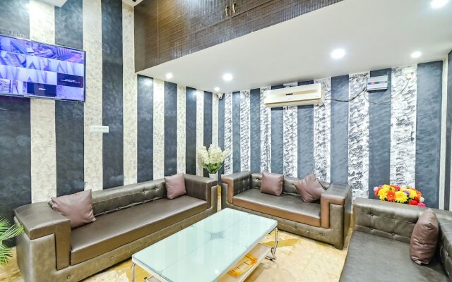 Fabhotel Good Luck Residency
