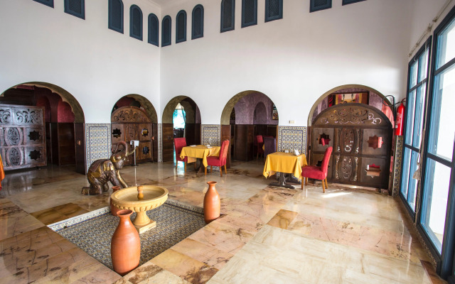 Golden Carthage Hotel & Residence