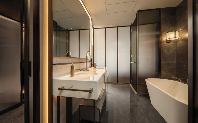 Four Seasons Hotel Dalian