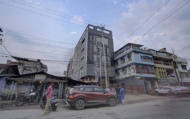 OYO Townhouse 114 Eureka Grand