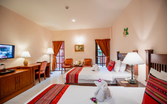 Phuket Leelavadee Hua Ting Resort