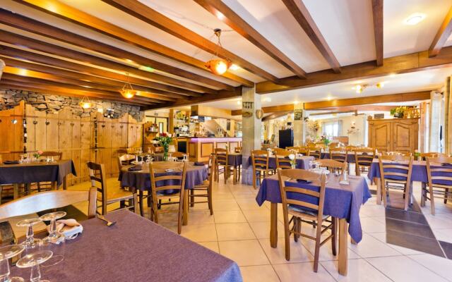 Logis Hotel L'auberge Du Bougnat