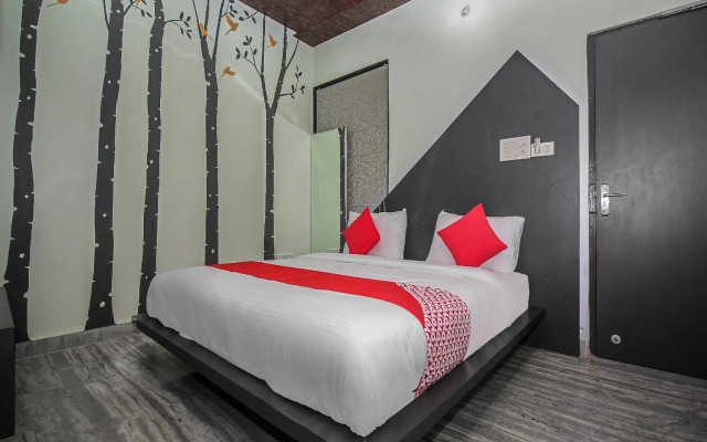 OYO 15783 Hotel Shree Kanji Palace