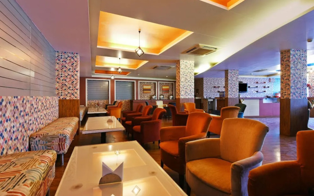 Capital O 18514 Hotel Royal Empire