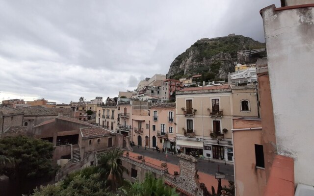 Tranquil Holiday Home in Taormina Near Isola Bella Sea