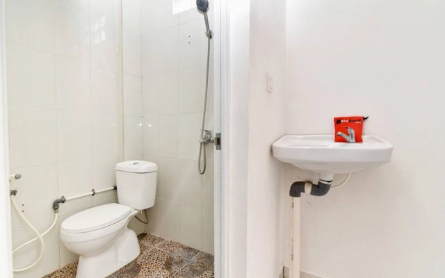 RedDoorz Near Balangan Beach Bali