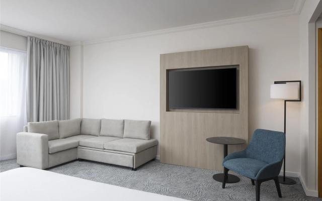 Hilton Paris Charles de Gaulle Airport - Image 6