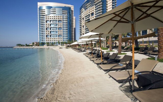 Bab Al Qasr Hotel