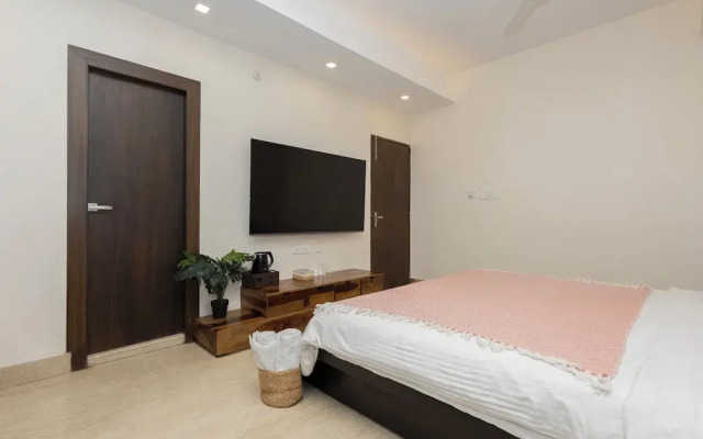 Lakeside Suites