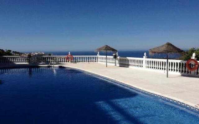 2 Bed penthouse, rooftop terrace, panoramic views