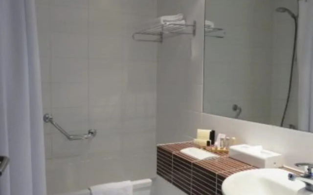 Progress Hotel